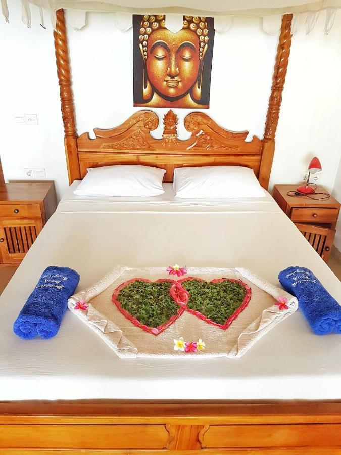 Jemeluk Beach Bungalows Амед Экстерьер фото